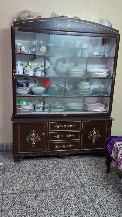 showcase wooden
