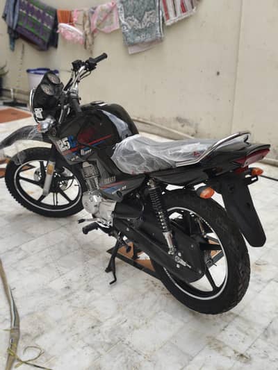 Yamaha YBR 125G 2024 | 5,000 KM Driven | 10/10 Condition |