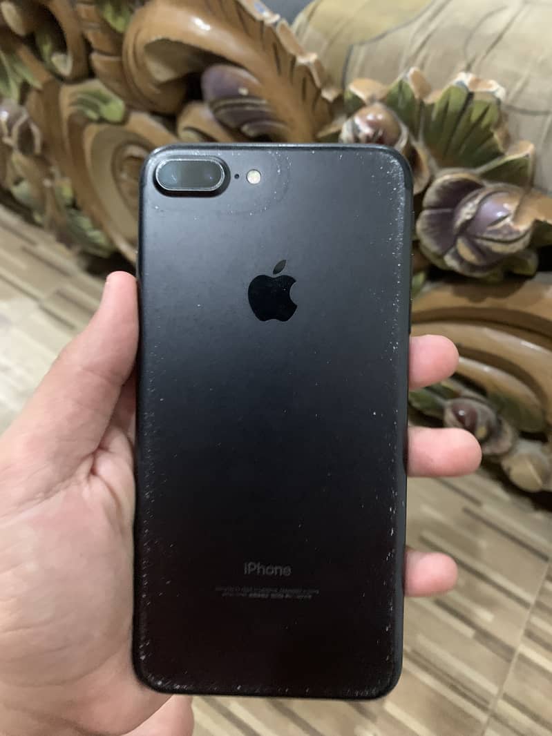 Apple iPhone 7 Plus 7