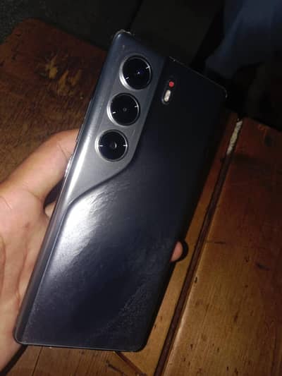 Tecno CAMON 40 Pro
