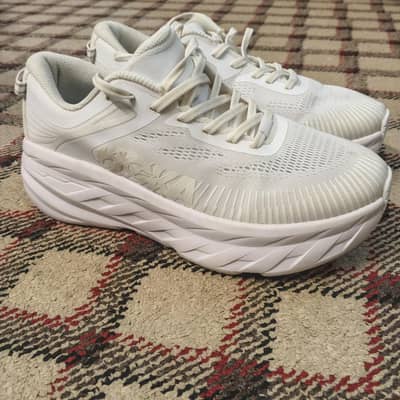 Hoka One One Bondi 7 signature thick, plush EVA midsole.