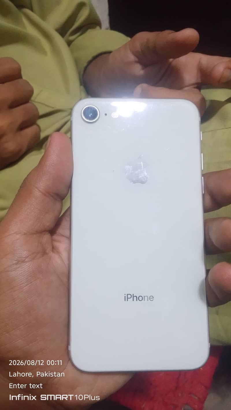 iPhone 0
