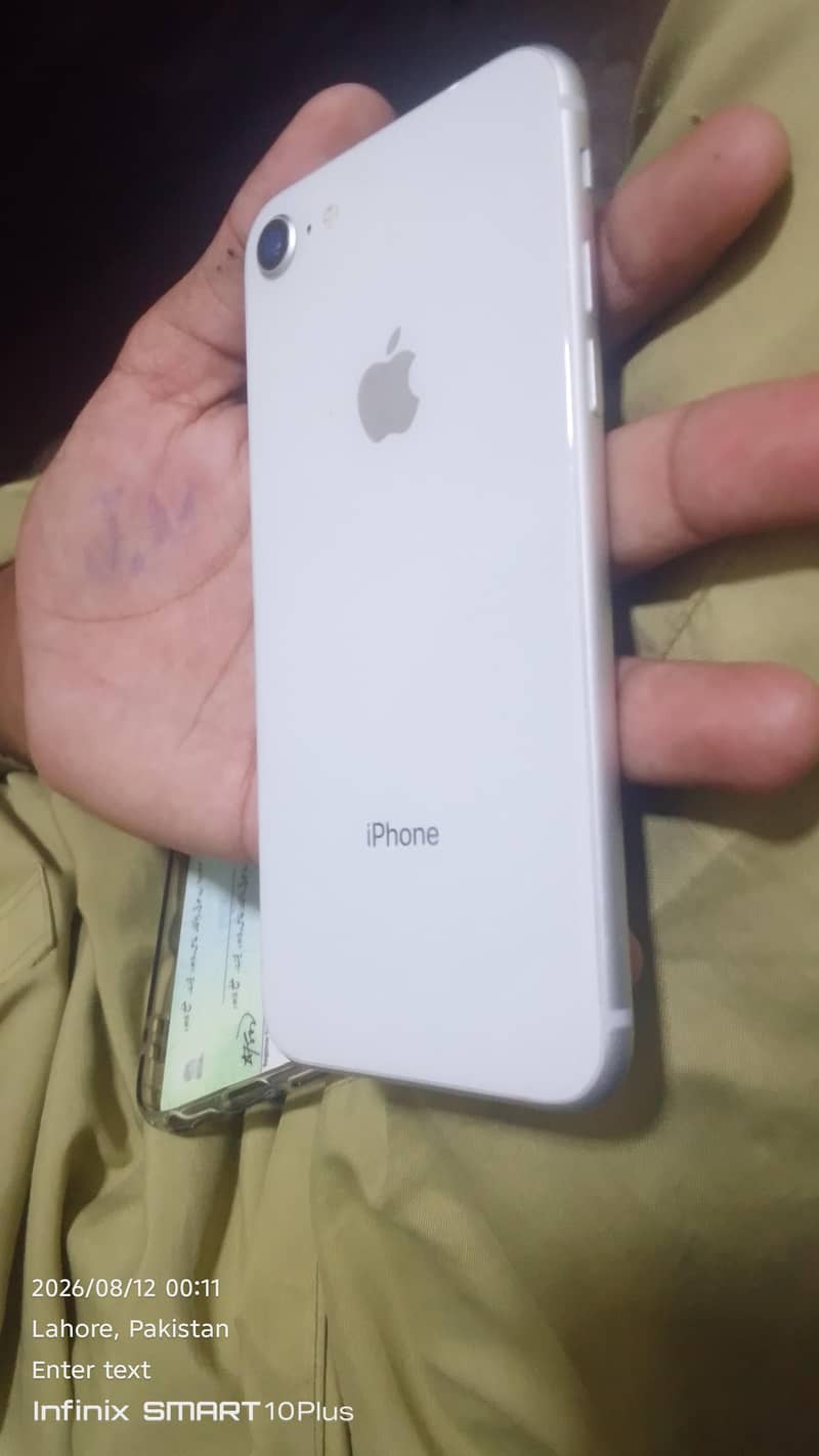iPhone 3