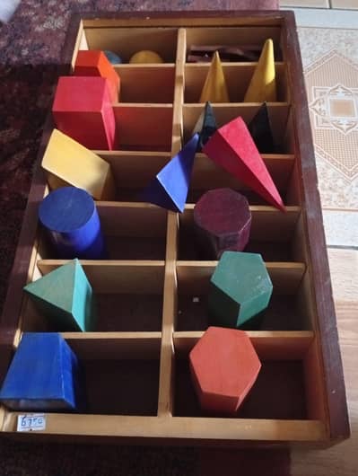 Montessori geometrical shapes