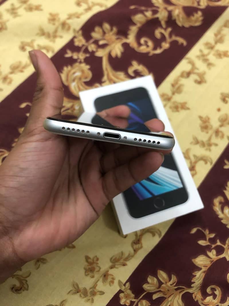 Apple iPhone SE 1