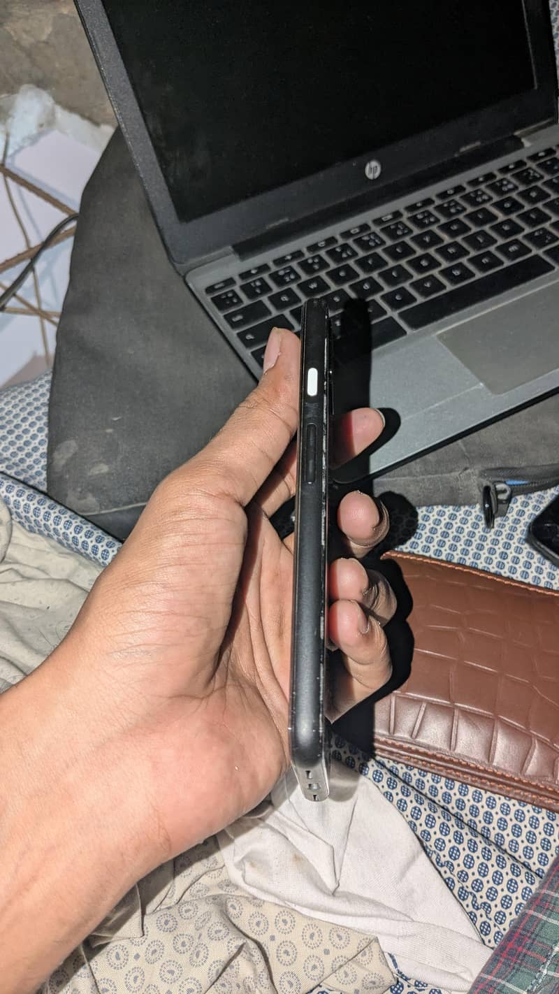 Google Pixel 4 3