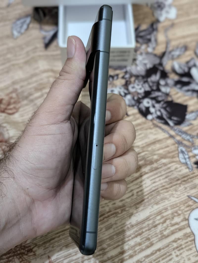 Google Pixel 7 5