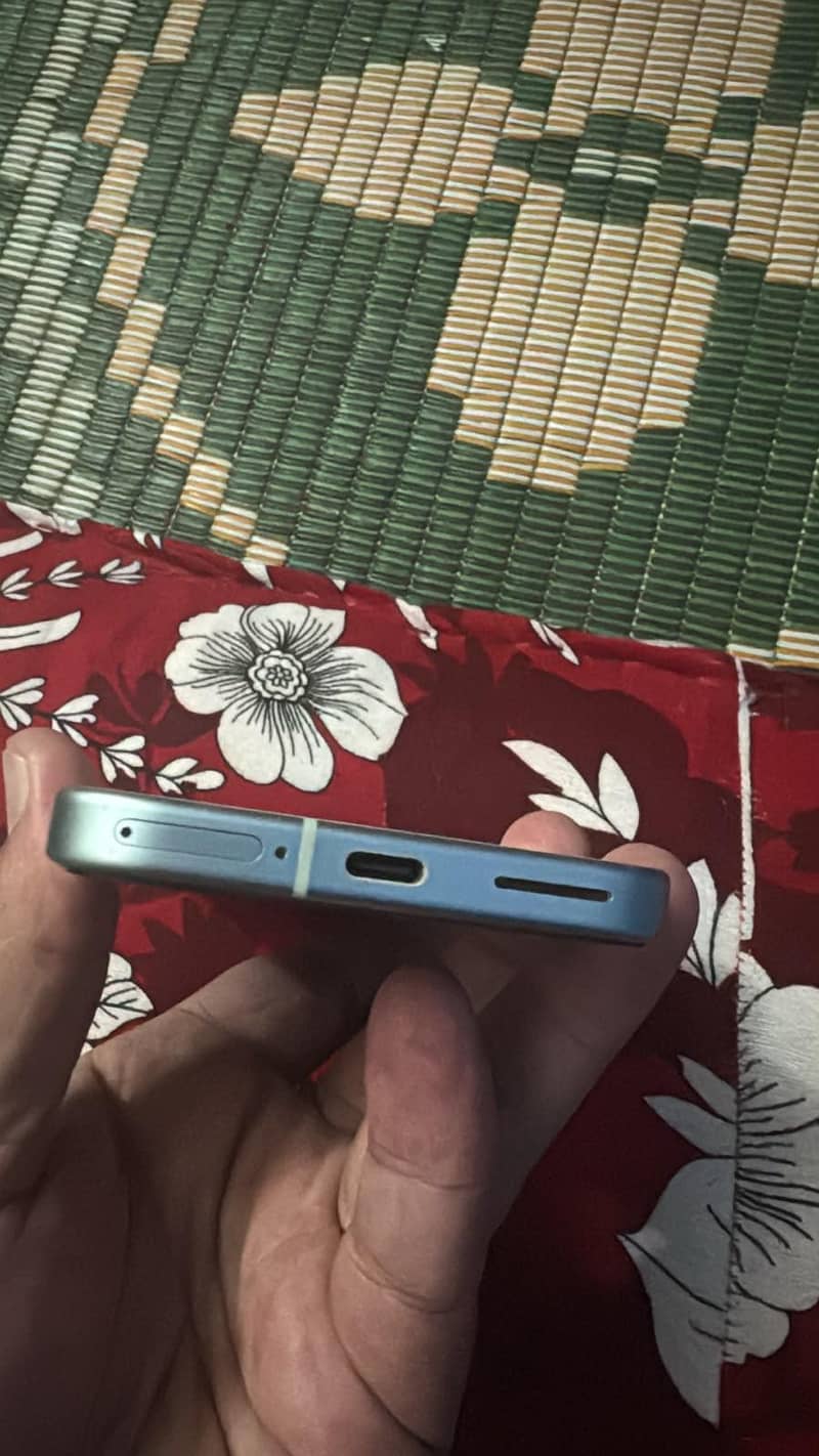 Google Pixel 9 2