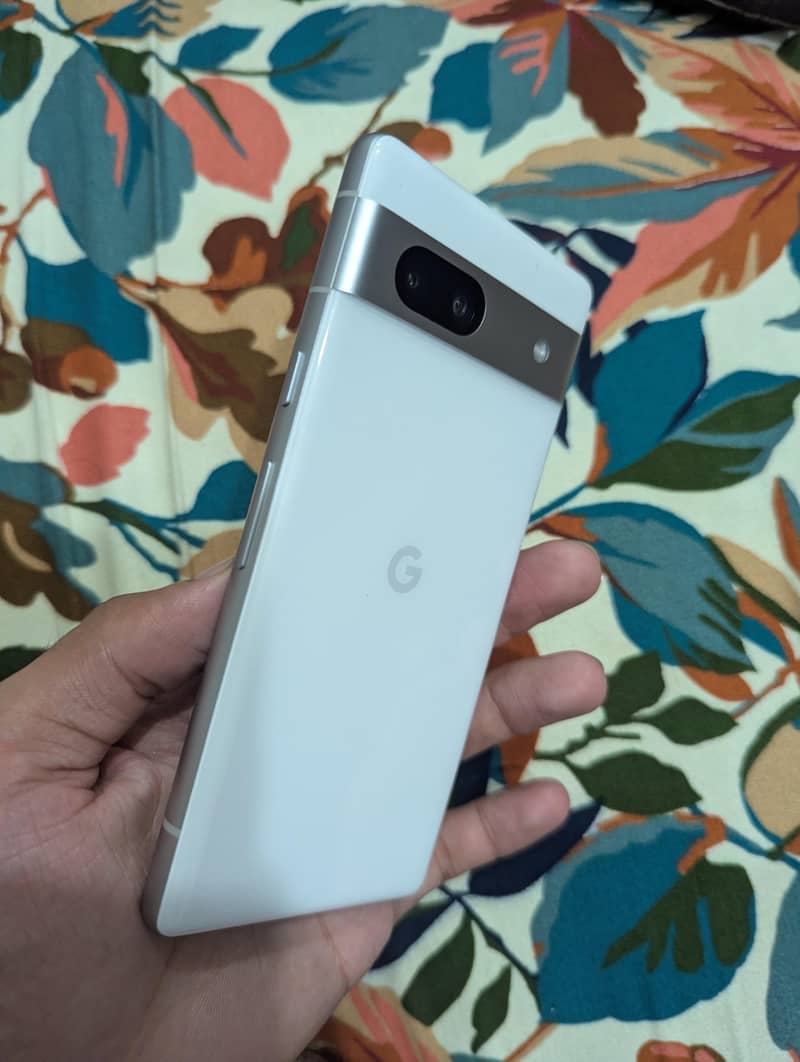 Google Pixel 7A 1