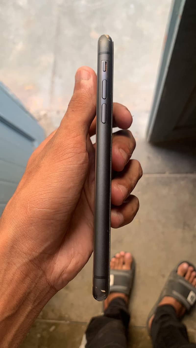 iphone 11 3