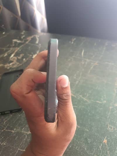 Realme c65