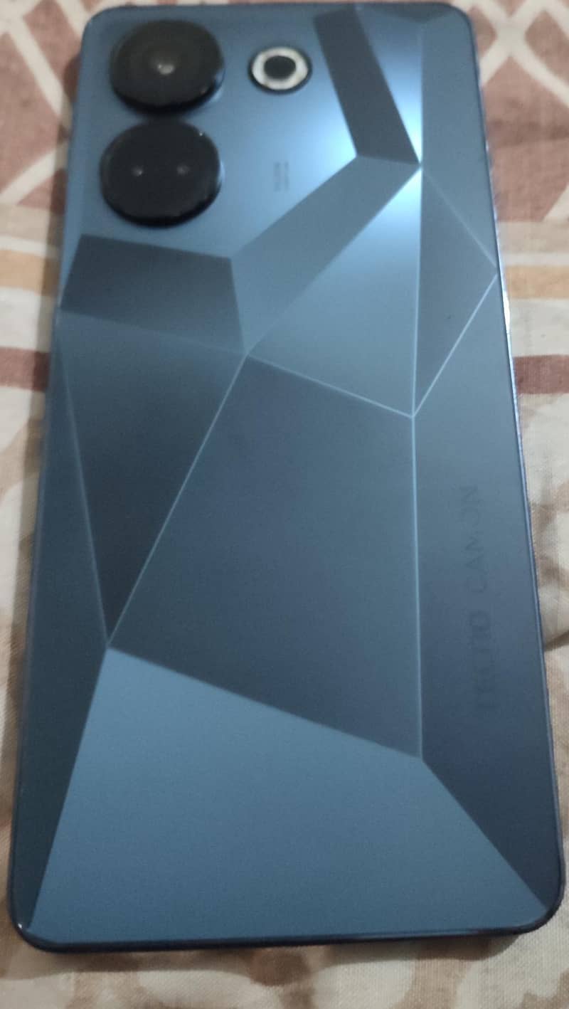 tecno 0