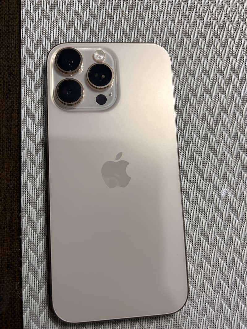 Iphone 16 pro max 0