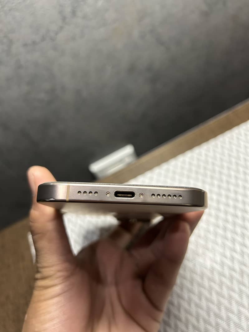 Iphone 16 pro max 2