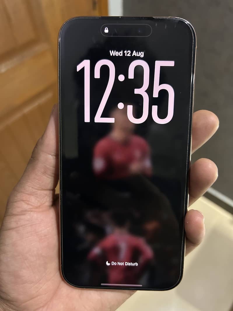 Iphone 16 pro max 5