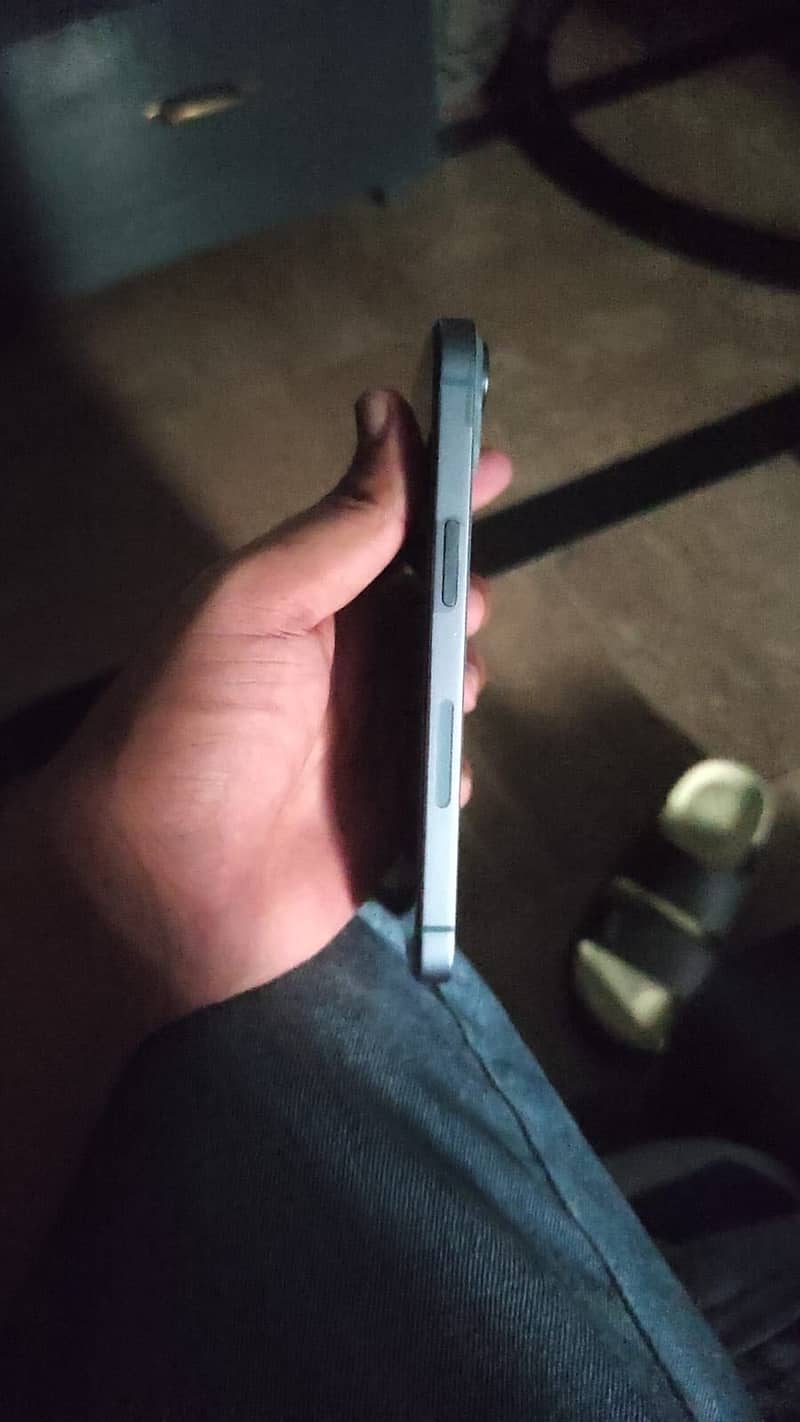 Apple iPhone 14 2