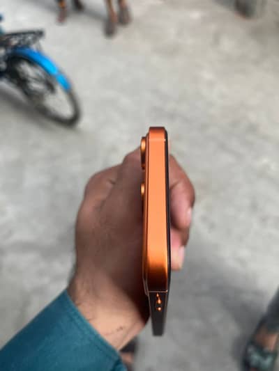 Apple iPhone XR