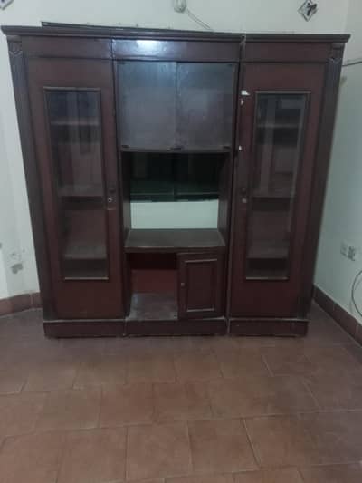 Almari And Divider