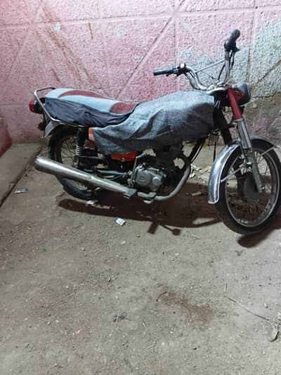 uniqe125
