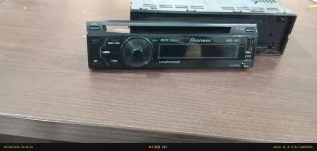 pioneer deh 3050 ub 9.7/10 condition sirf sound system Ka shokkeno Ka