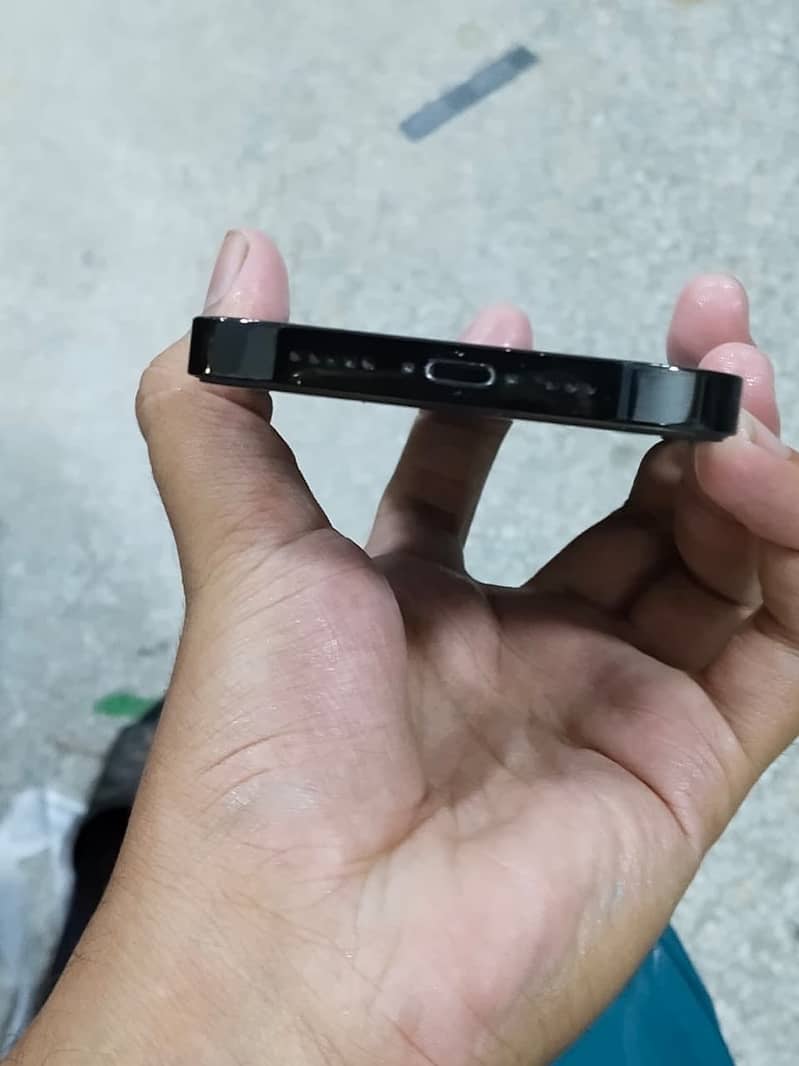 iphone 14 pro 2