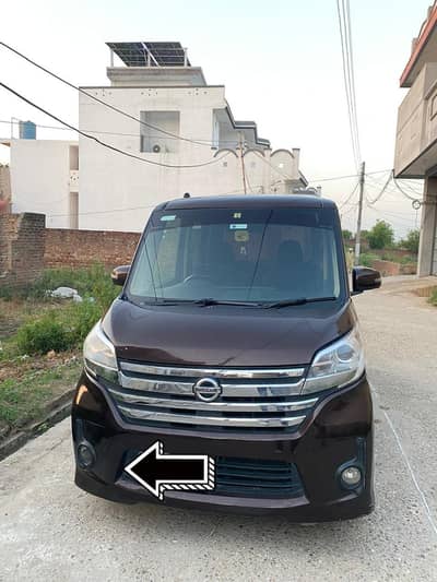 Nissan Roox 2014/17 contact 03094825818