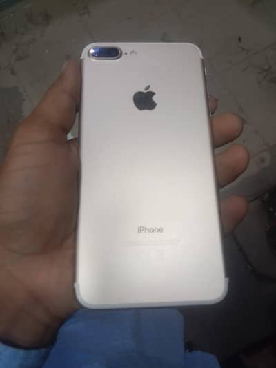 128gb only betry change 10/10 condition baqi total genion  03269752960