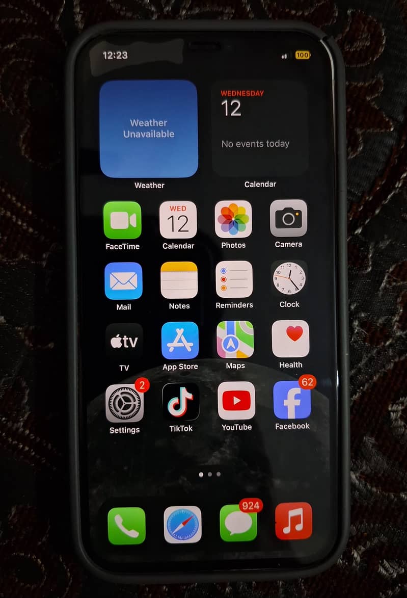 Apple iPhone 12 3