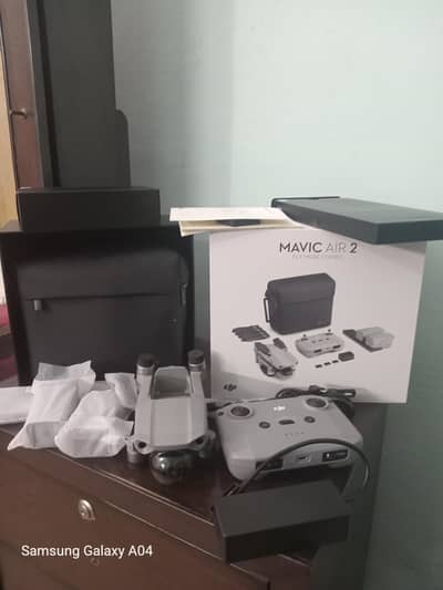 DJI AIR 2 FRESH NEW COMBO ALL ACCESSORIES BOX