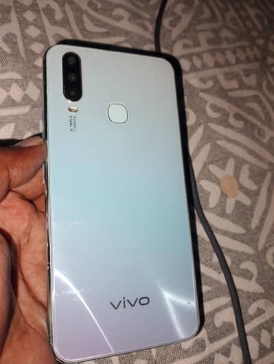Vivo Y17