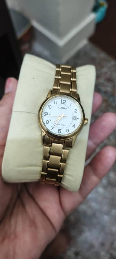 Casio golden watch