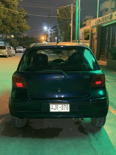 Toyota Vitz 2004
