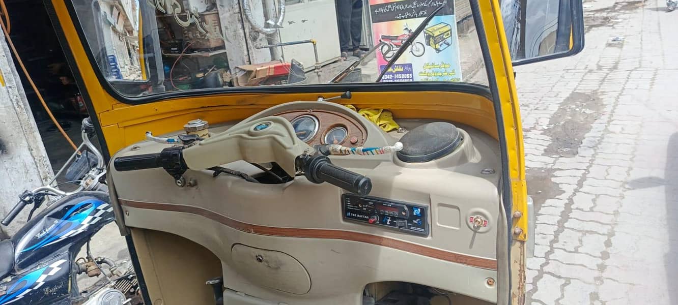 CNG rickshaw 1
