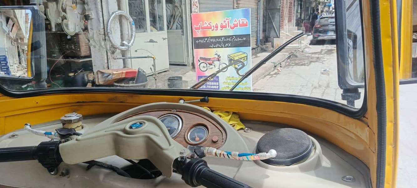 CNG rickshaw 3