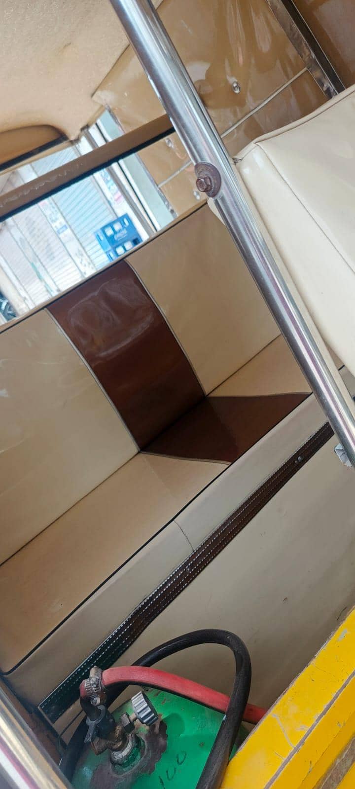CNG rickshaw 8