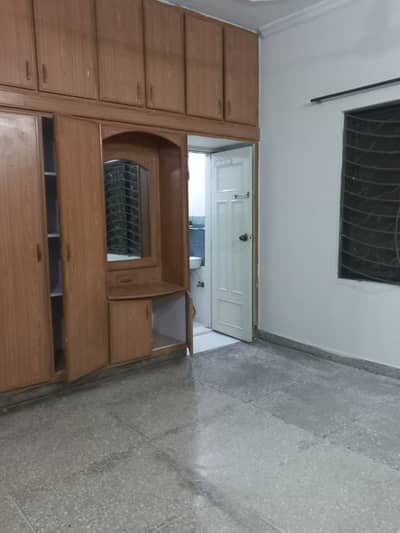 G10GROUND PORTION FOR RENT CONER HOUSE 2BEDROOM2WASHROOM
