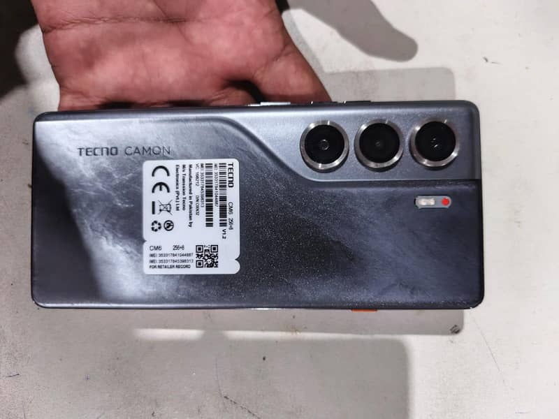 Tecno CAMON 40 Pro 0