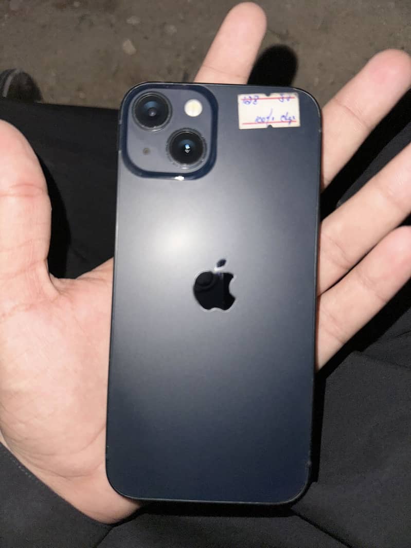 Apple iPhone 13 0