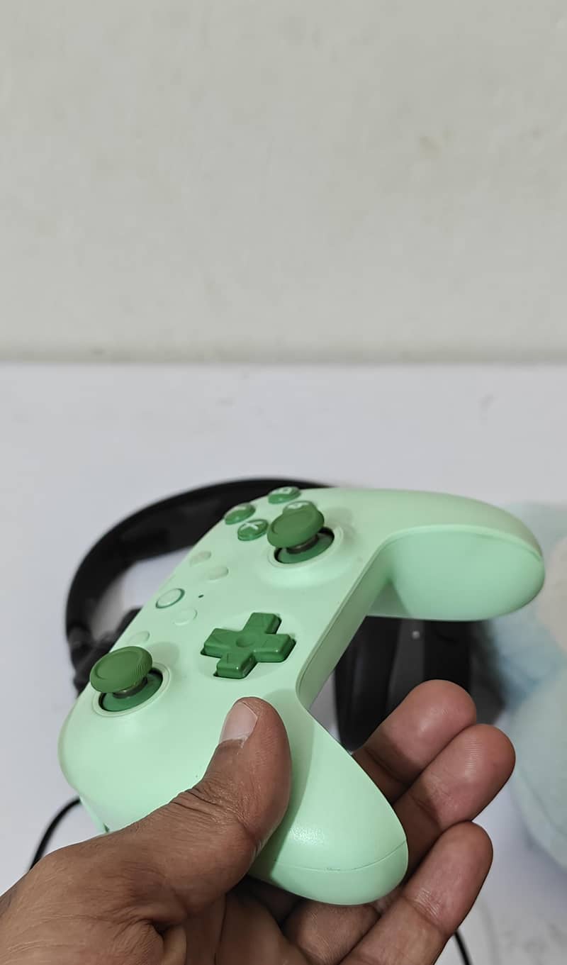 8BitDo Ultimate 2C Wireless Controller (hall effect) open box 4