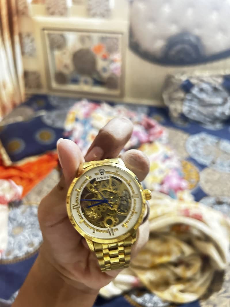 Watch 0