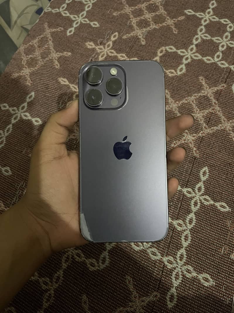 Apple iPhone 14 Pro Max 3