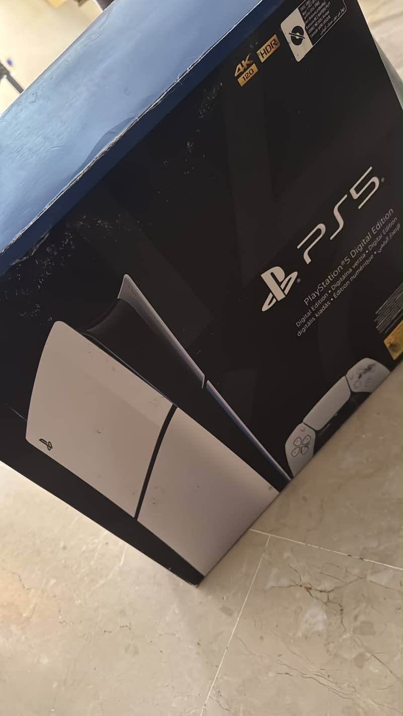 PS5 slim digital 1