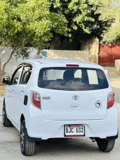 Toyota Pixis Epoch 2013