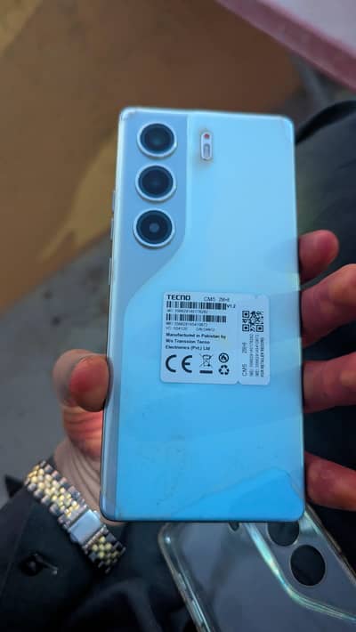 Tecno CAMON 40