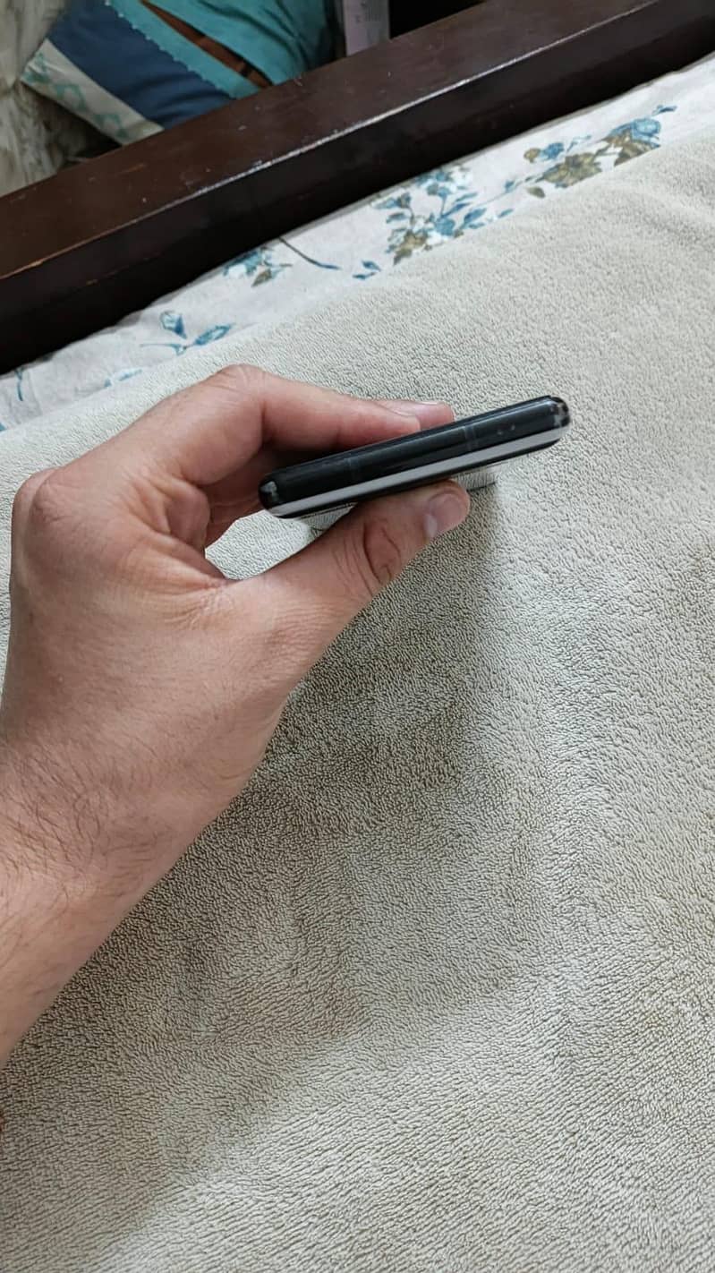 google pixel 6a 5