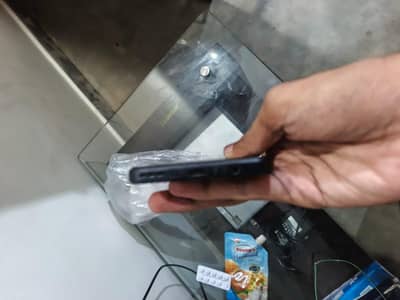 Nubia neo 5g non PTA mobile for sale contact at 0 3 3 2 0 4 1 8 6 9 4