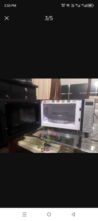 microwave oven