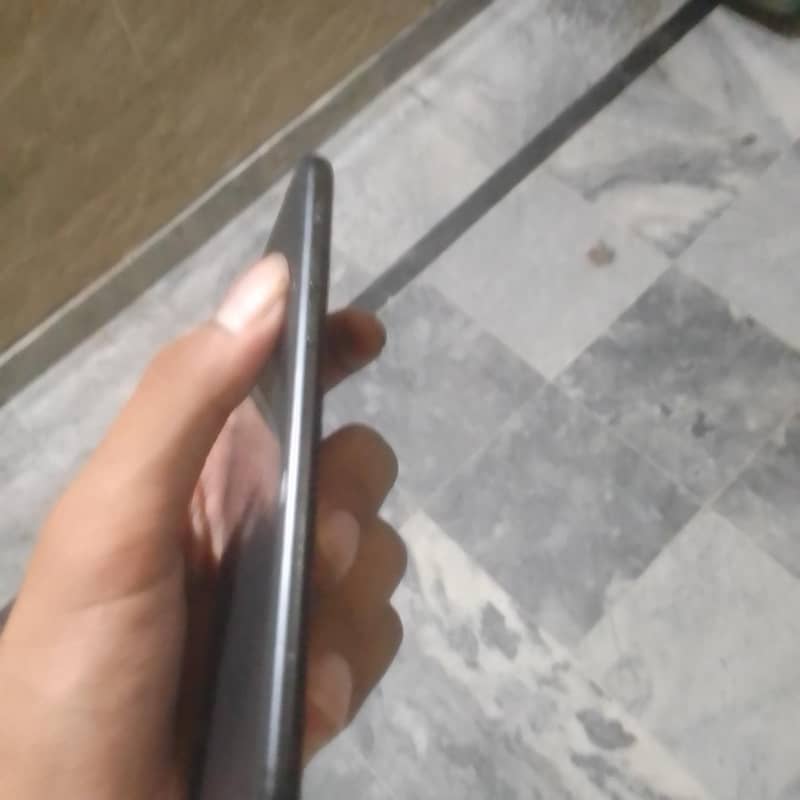 Apple iPhone SE 3
