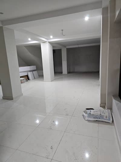 1 Kanal Double Story Plaza For Rent In Raja Markete Garden Town