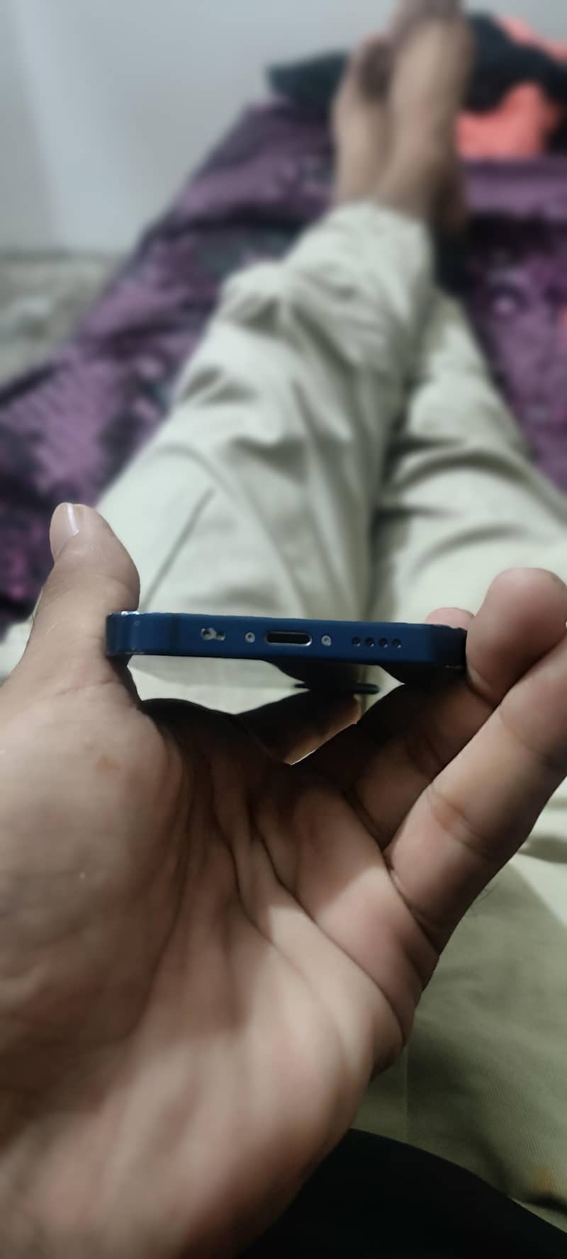 Apple iPhone 12 mini 0